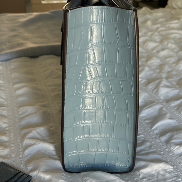 🦋Coach Blue Croc-Embossed Tote Bag🦋 - Picture 4 of 9